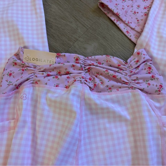 Blogilates Floral Shorts Gingham Legging Babydoll Dress Red Shorts Lot Large NWT - Picture 6 of 8
